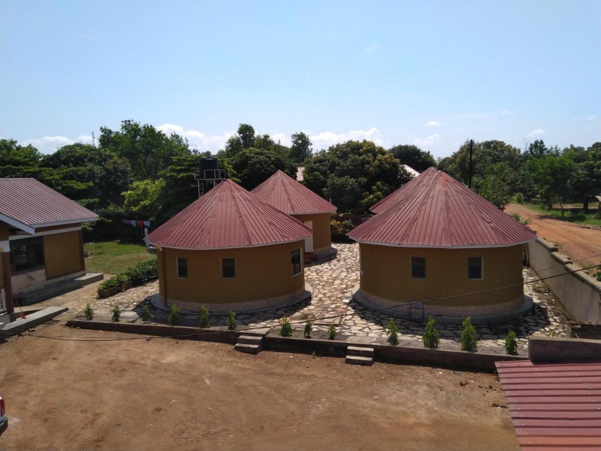 Kalalo Cottage Inn Pakwach Exterior photo